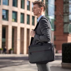 Lenovo ThinkPad Bretaske  15.6 Sort